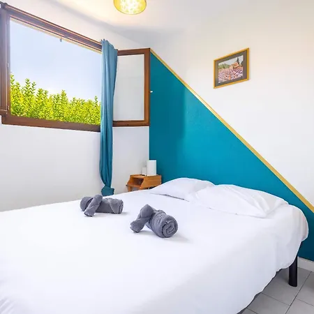 Pavillon Independant Pour 6 Personnes Dans Securisee Avec Piscine Ferienhaus *